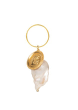 Load image into Gallery viewer, Hercules Lost Sea Band Earring
